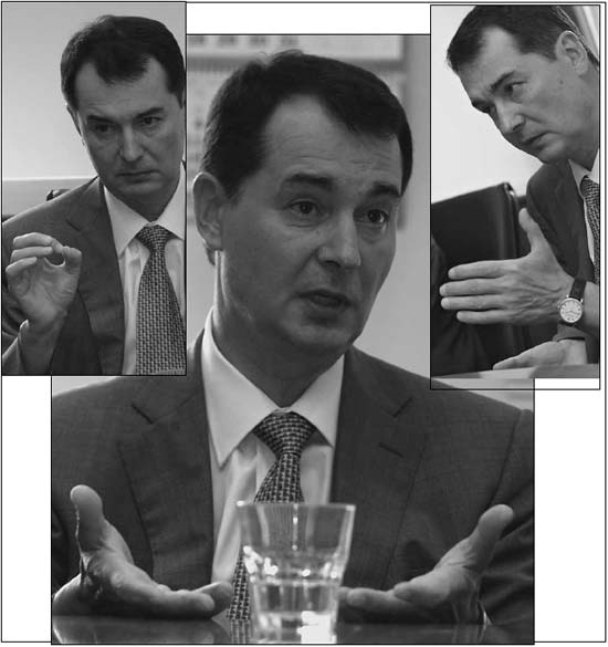 Первые Лица
