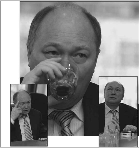 Первые Лица